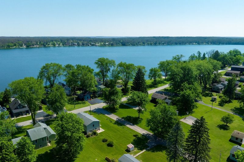 Best Bathroom Remodeling pros in Grayslake, IL