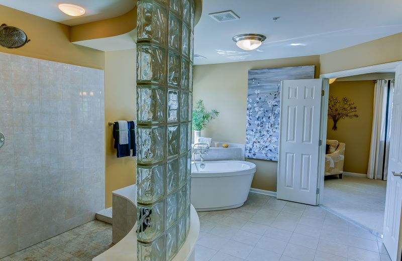 Best Bathroom Renovation Contractors in Mundelein, IL